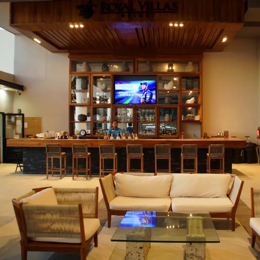 El Cenote Bar